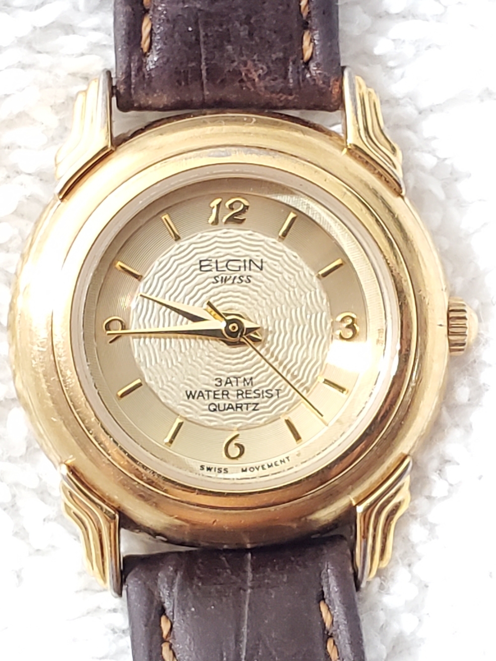 Vintage Elgin Swiss Quartz Women's Gold Tone Watch One Jewel Brown Leather Strap